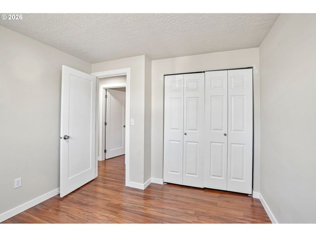 19139 BEDFORD Dr, Oregon City, OR 97045