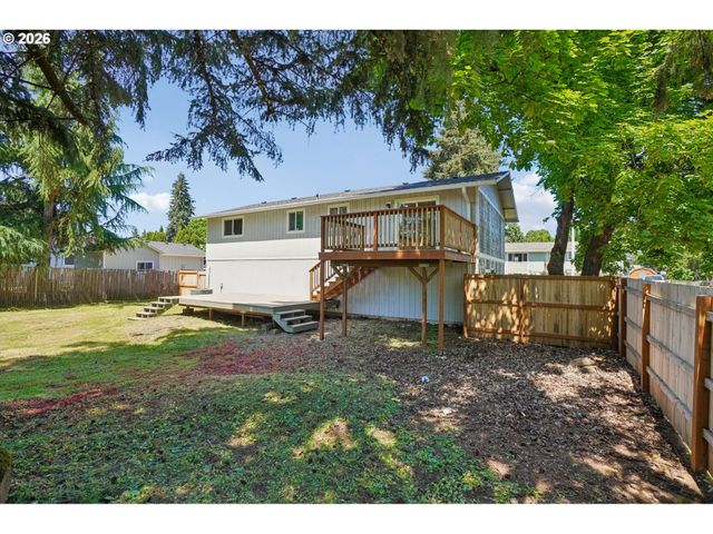 19139 BEDFORD Dr, Oregon City, OR 97045