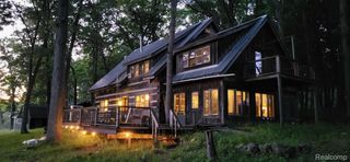 1653 INDIAN GARDEN Lane, Milford Charter Township, MI 48380