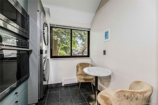 2 Tree Top Lane, Dobbs Ferry, NY 10522