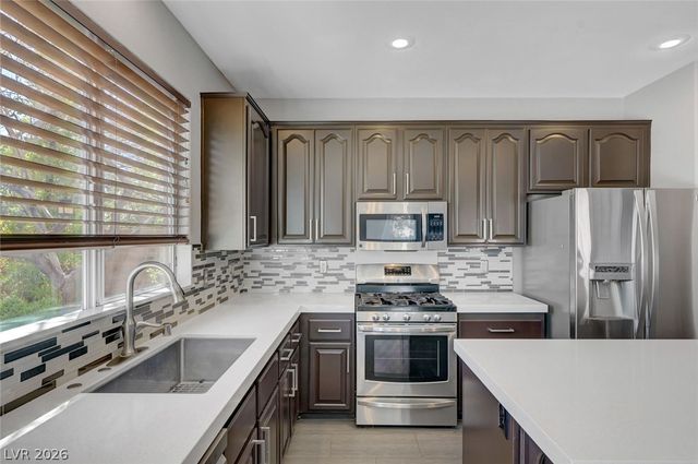 3736 Honey Crest Drive, Las Vegas, NV 89135