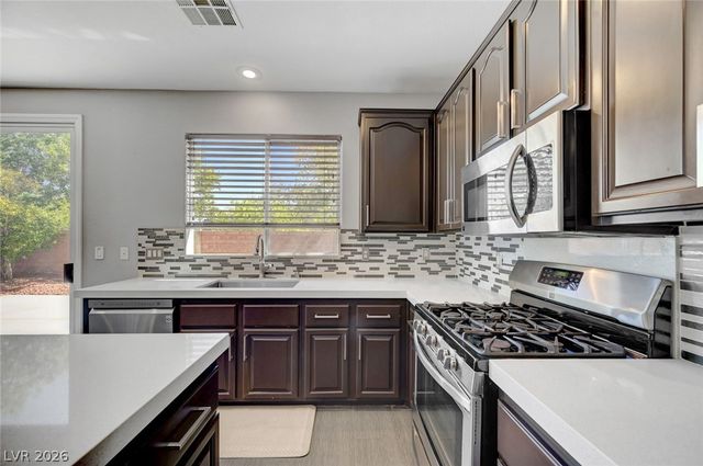 3736 Honey Crest Drive, Las Vegas, NV 89135