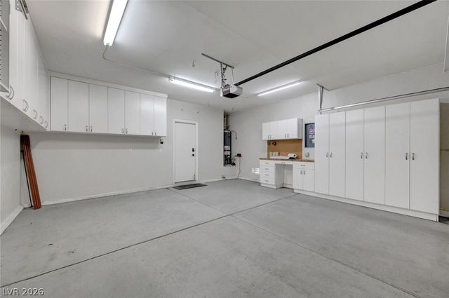 3736 Honey Crest Drive, Las Vegas, NV 89135