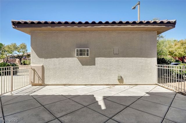 3736 Honey Crest Drive, Las Vegas, NV 89135