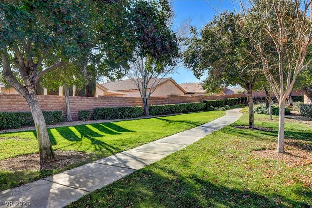 3736 Honey Crest Drive, Las Vegas, NV 89135
