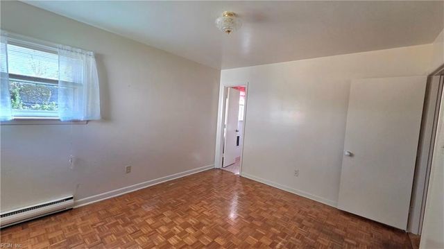 1420 Seward DR, Hampton, VA 23663