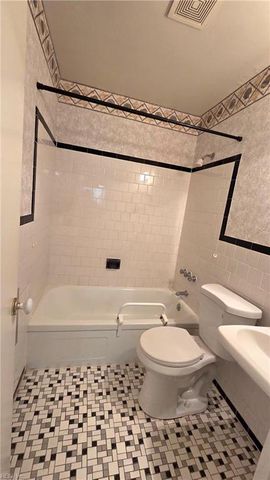 1420 Seward DR, Hampton, VA 23663