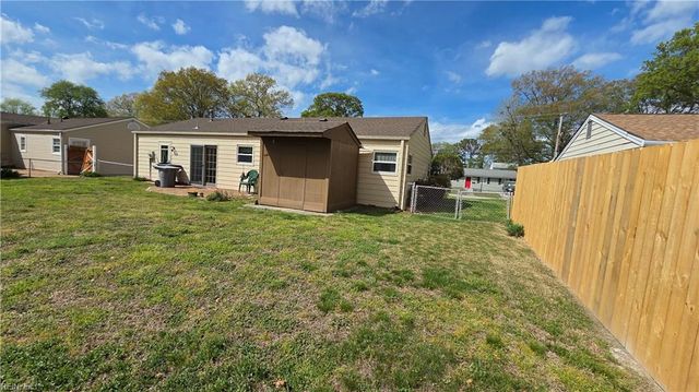 1420 Seward DR, Hampton, VA 23663