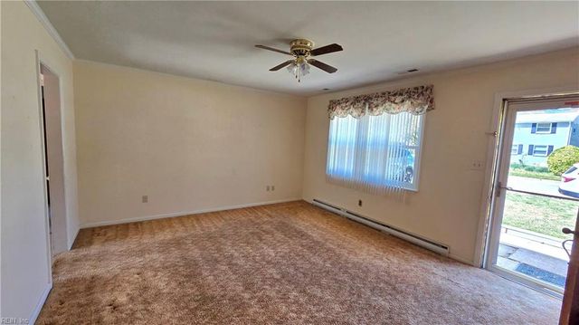 1420 Seward DR, Hampton, VA 23663