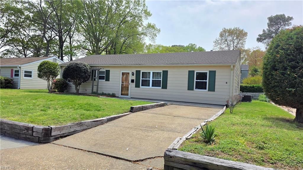 1420 Seward DR, Hampton, VA 23663