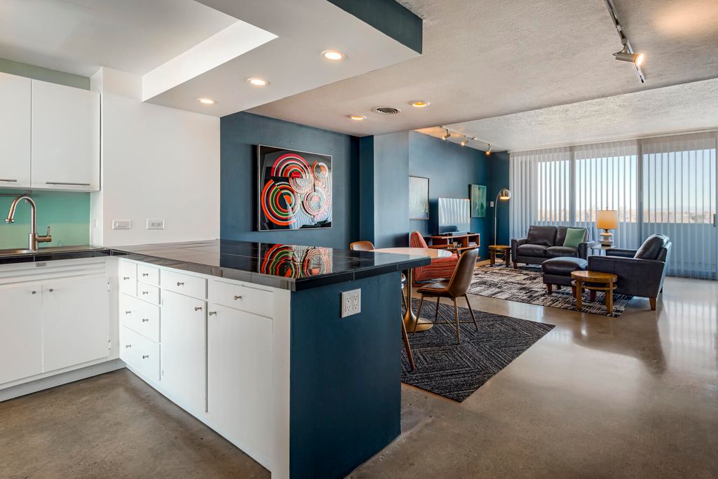 600 Alcalde Place SW 6A, Albuquerque, NM 87104