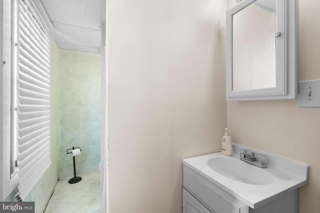 1184 NANTICOKE ST, Baltimore, MD 21230