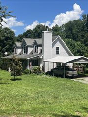 4770 Montford Road, Pfafftown, NC 27040