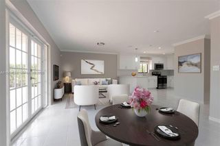 6811 SW 105th Ct, Miami, FL 33173