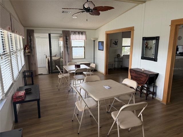 1802 PETUNIA LANE, The Villages, FL 32159