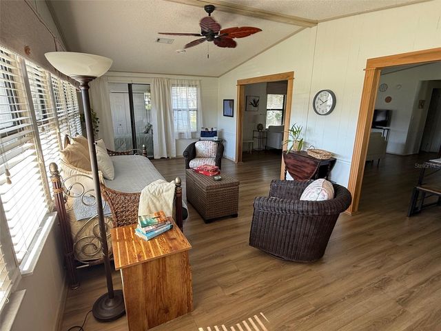 1802 PETUNIA LANE, The Villages, FL 32159