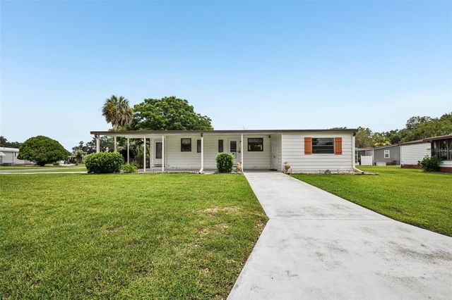 1802 PETUNIA LANE, The Villages, FL 32159