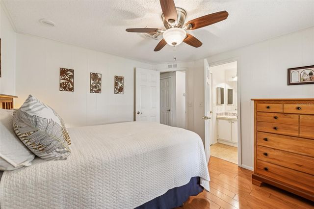 1802 PETUNIA LANE, The Villages, FL 32159