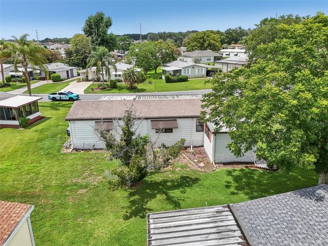 1802 PETUNIA LANE, The Villages, FL 32159
