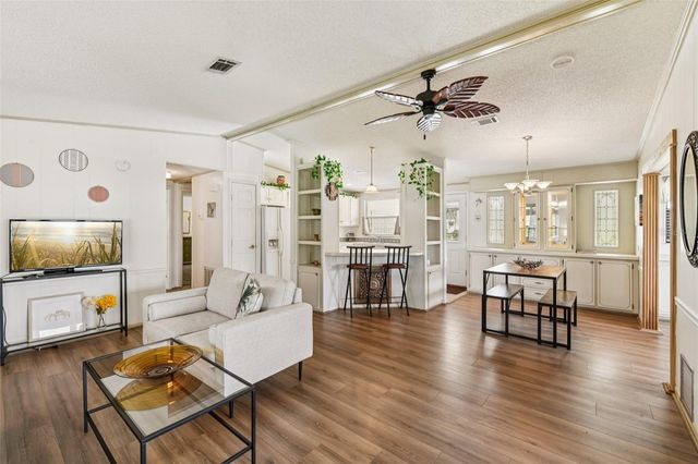 1802 PETUNIA LANE, The Villages, FL 32159