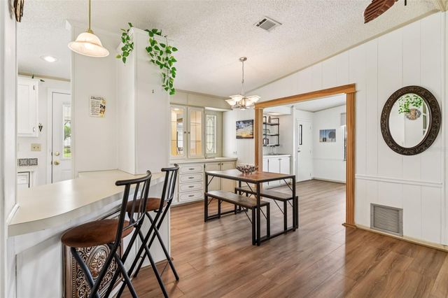 1802 PETUNIA LANE, The Villages, FL 32159