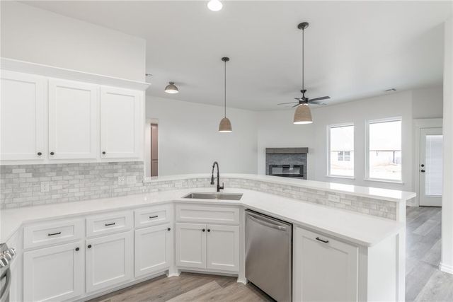 478 Hackberry Lane, Washington, OK 73093