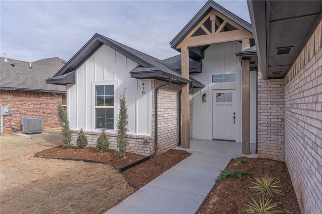 478 Hackberry Lane, Washington, OK 73093