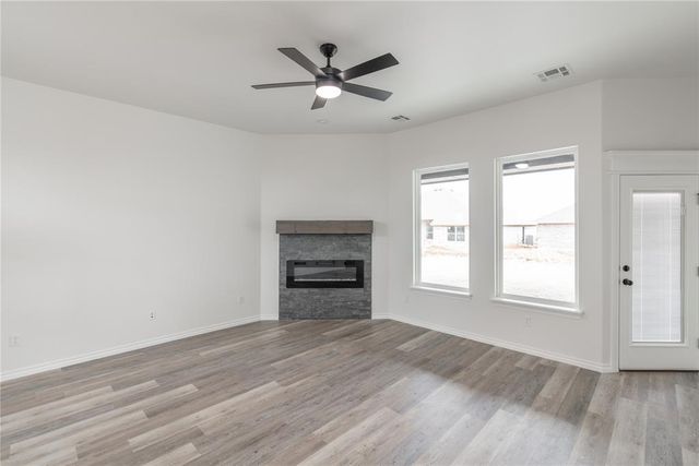 478 Hackberry Lane, Washington, OK 73093