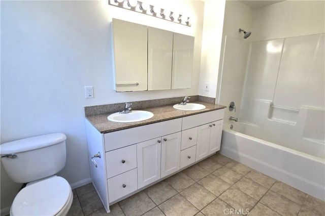 7551 Jordan 108, Canoga Park, CA 91303