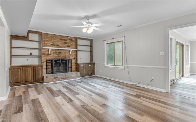 401 Midlothian SQ, Hampton, VA 23669