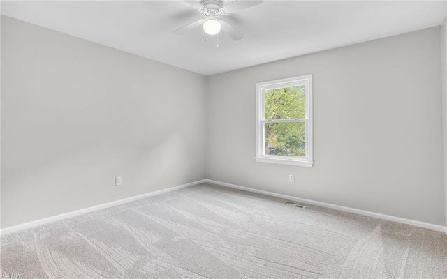 401 Midlothian SQ, Hampton, VA 23669