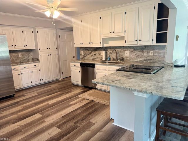 401 Midlothian SQ, Hampton, VA 23669