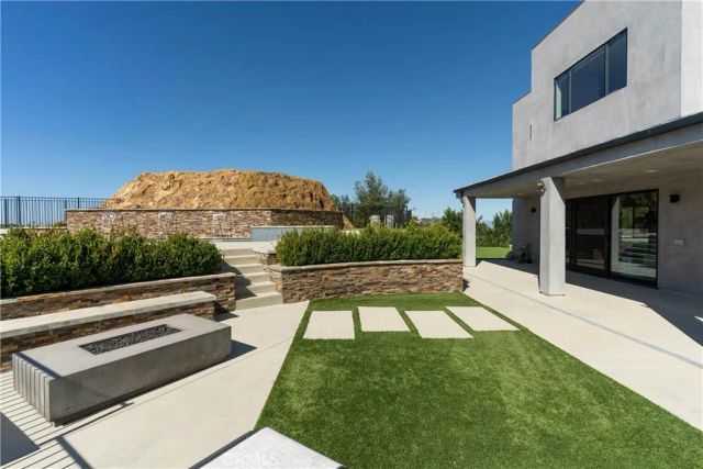 717 Latigo Canyon Road, Malibu, CA 90265