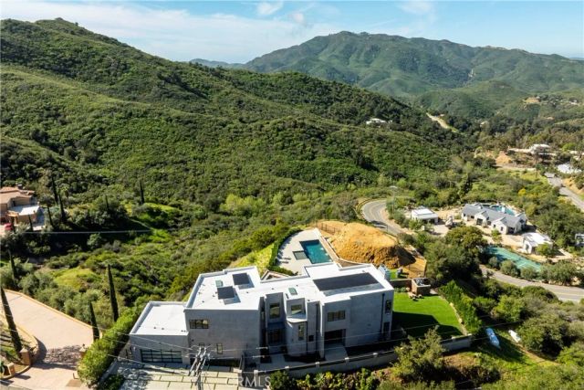 717 Latigo Canyon Road, Malibu, CA 90265