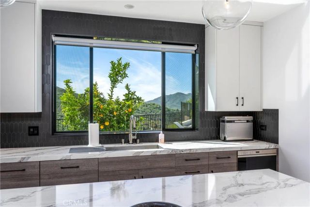 717 Latigo Canyon Road, Malibu, CA 90265