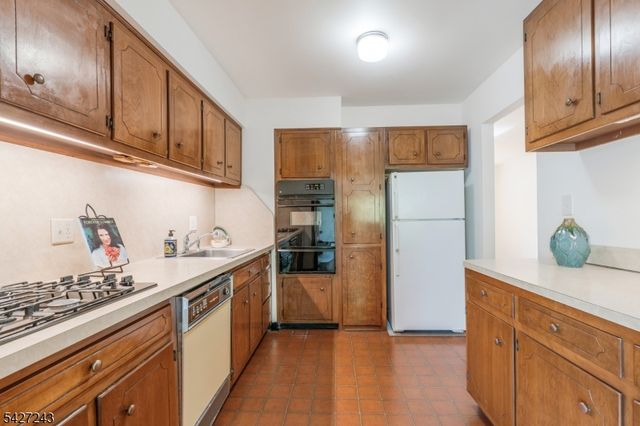 1100 Concord Drive, Bridgewater Twp., NJ 08807