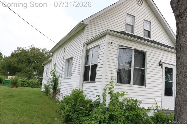 2703 Narloch Street, Saginaw, MI 48601