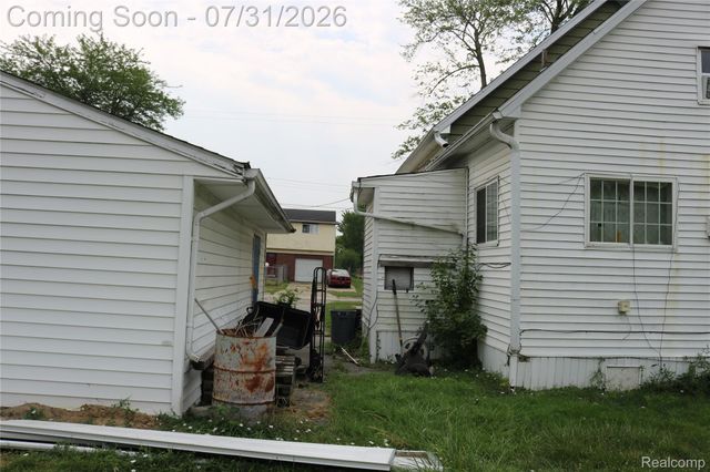 2703 Narloch Street, Saginaw, MI 48601