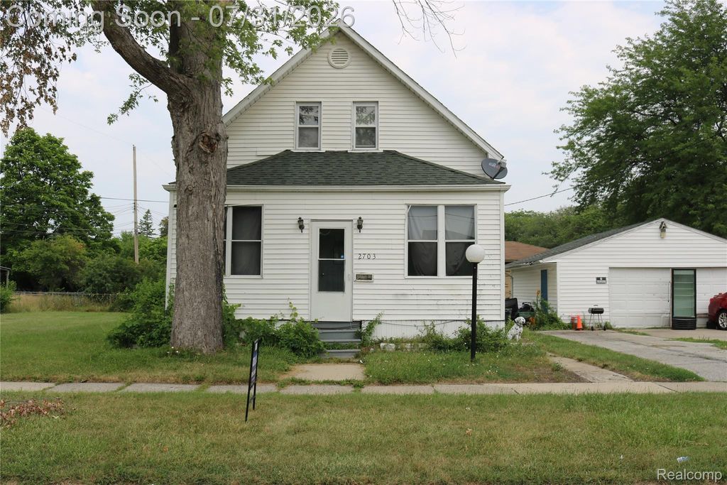 2703 Narloch Street, Saginaw, MI 48601