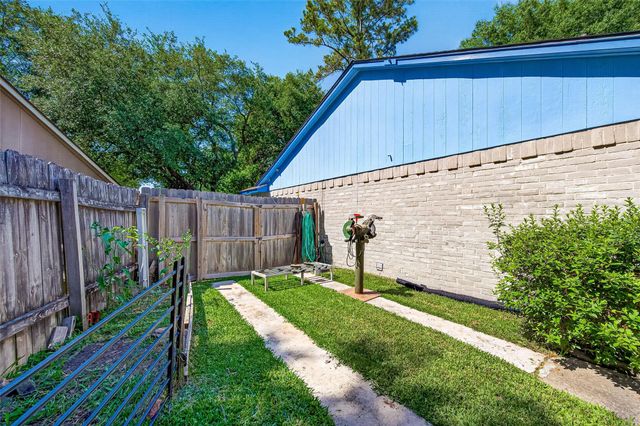 4506 Algernon Drive, Spring, TX 77373