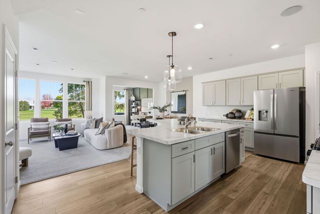 1975 Leiter Way 12002, Hoffman Estates, IL 60169