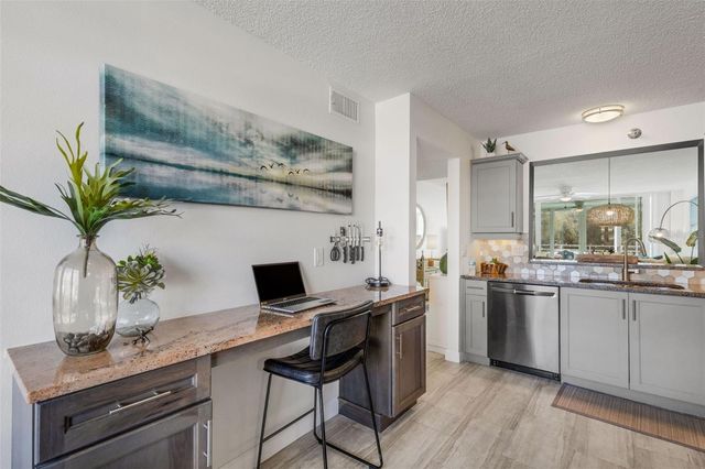 4460 FAIRWAYS BOULEVARD 105, Bradenton, FL 34209