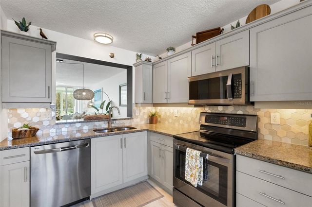 4460 FAIRWAYS BOULEVARD 105, Bradenton, FL 34209