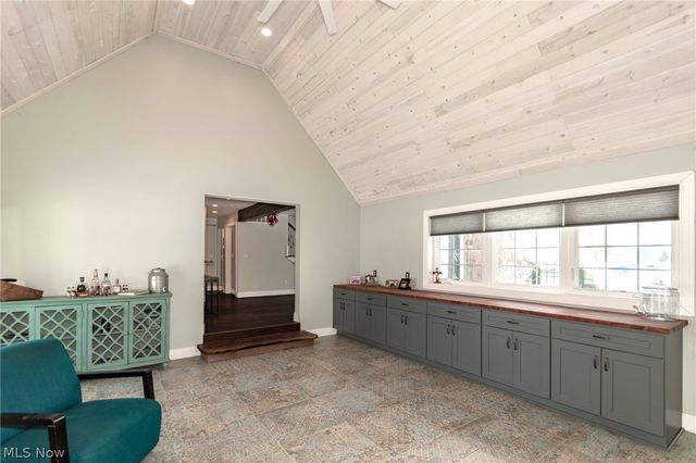 18919 Ravenna Road, Chagrin Falls, OH 44023