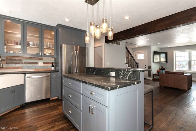 18919 Ravenna Road, Chagrin Falls, OH 44023