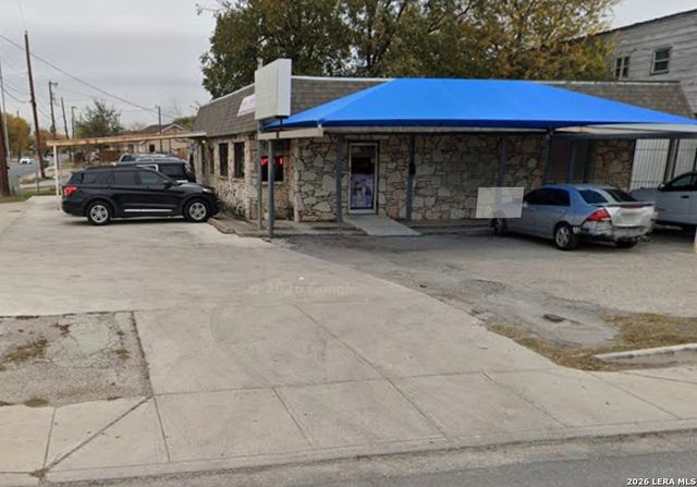 2202 commercial, San Antonio, TX 78221