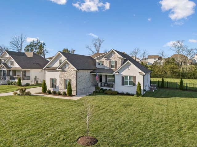 2050 Imagine Cir, Spring Hill, TN 37174