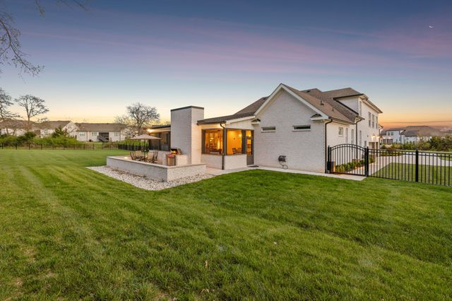 2050 Imagine Cir, Spring Hill, TN 37174