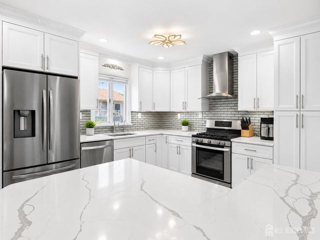 517 Newark Avenue, Piscataway, NJ 08854