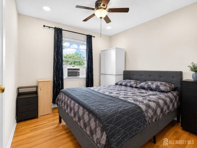 517 Newark Avenue, Piscataway, NJ 08854